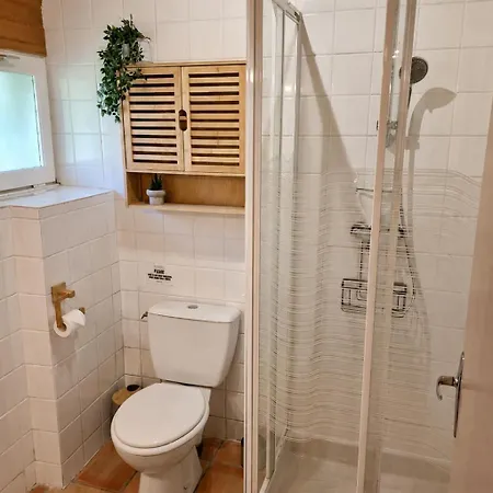 Quercy Hills Retreat With 2 Ensuite